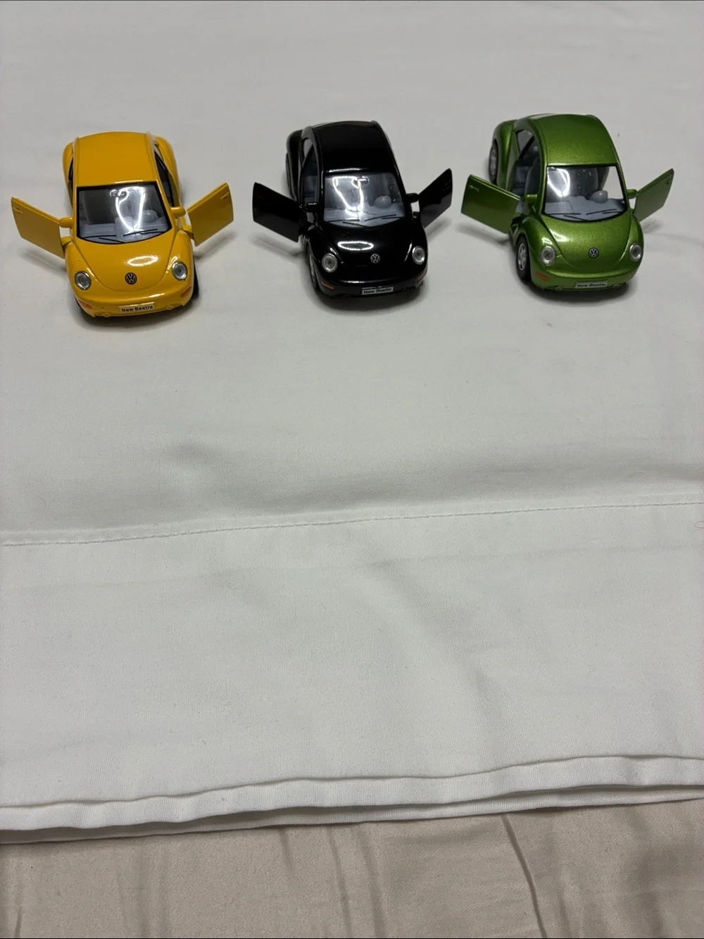 Bundle of 6 Toy Diecast Volkswagen Beetles Scale 1:32